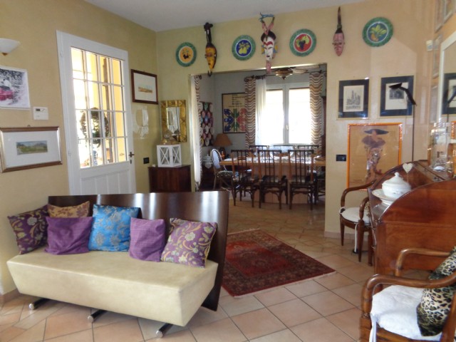 Villa Bifamiliare MONTECHIARUGOLO vendita  Tortiano  Maggioni Immobiliare